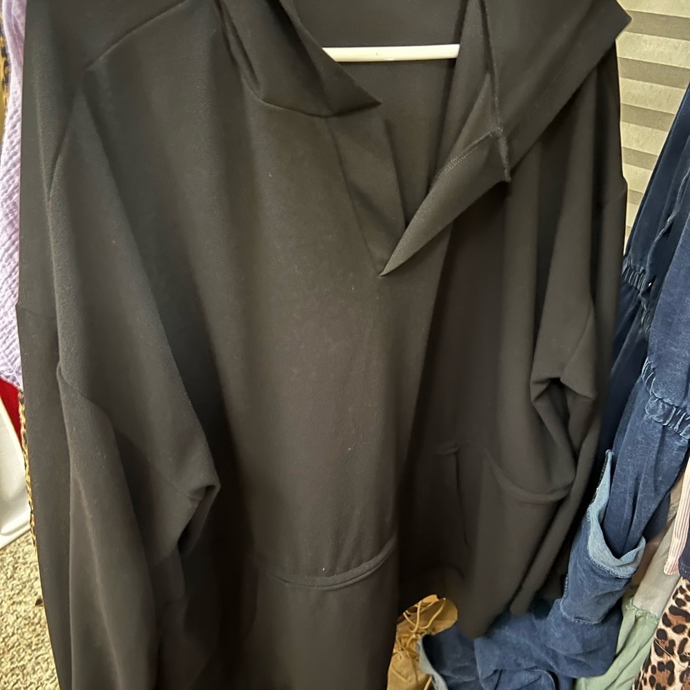 Black Hoodie with Front Pockets